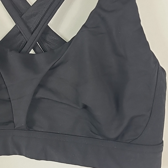Lululemon Women's Stash It All Bra Luxtreme Black Sz 8 EUC - Picture 2 of 9